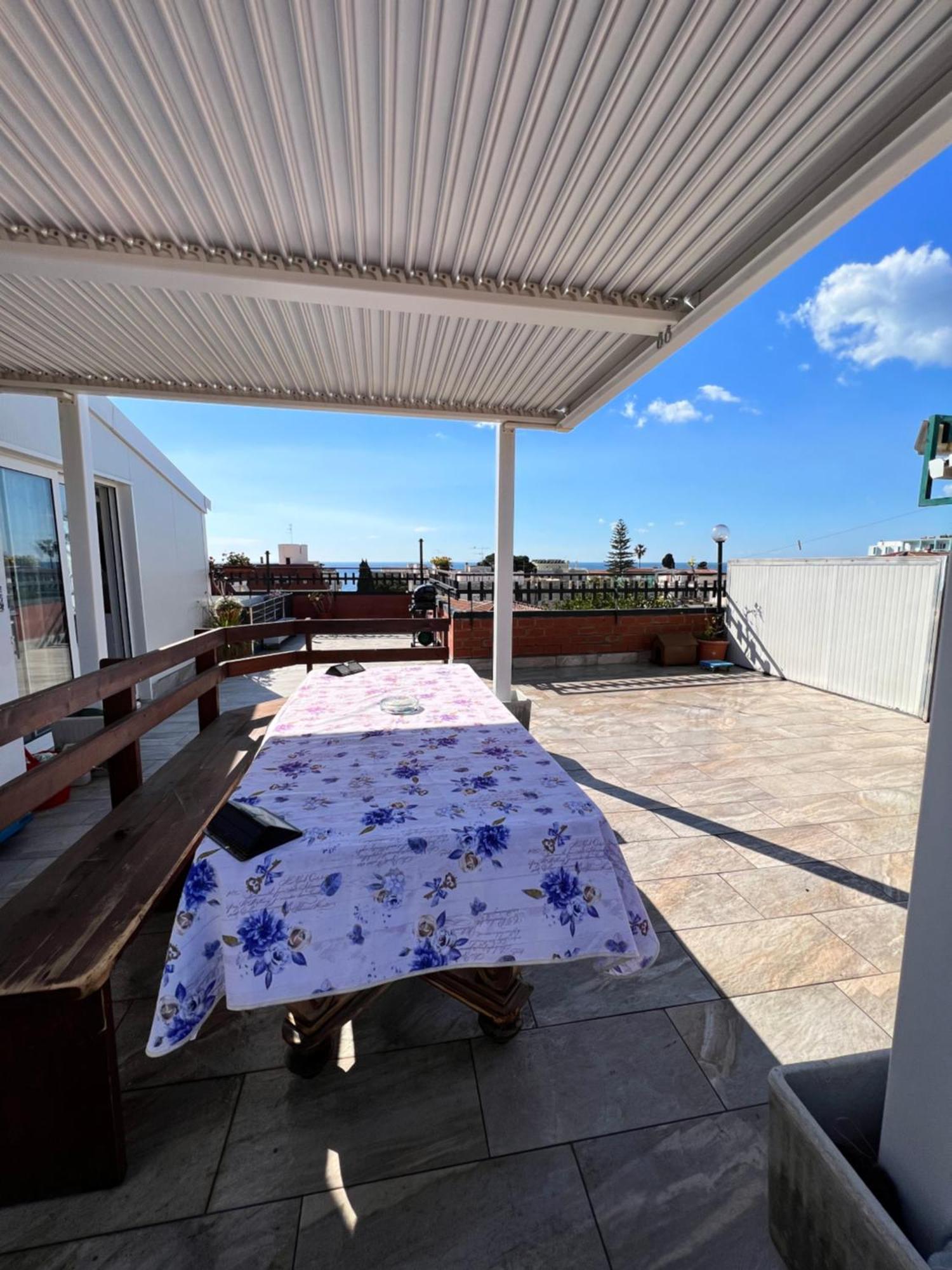 Sea View 2 Bedroom Vacation Apartment جيارديني ناكسوس المظهر الخارجي الصورة